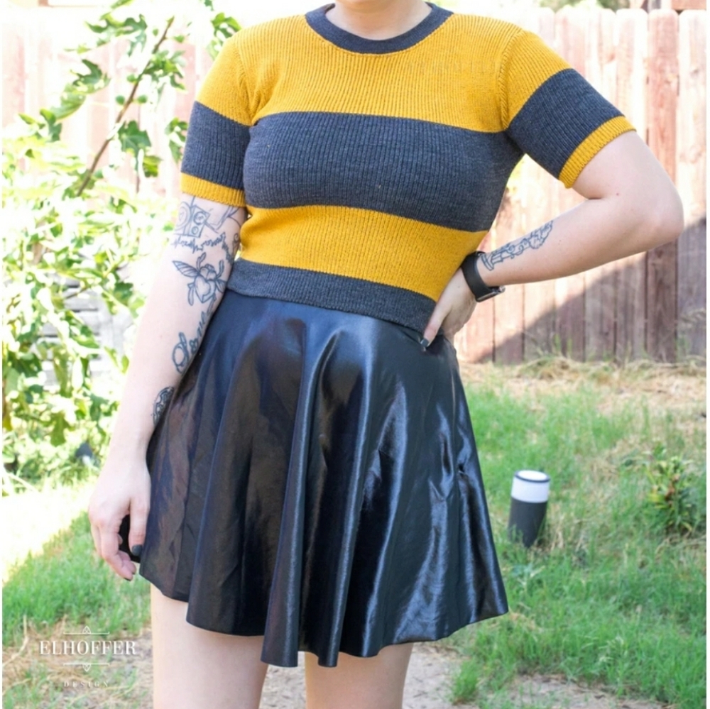 Loyalty Cropped Vintage Sweater XXXL/3XL
